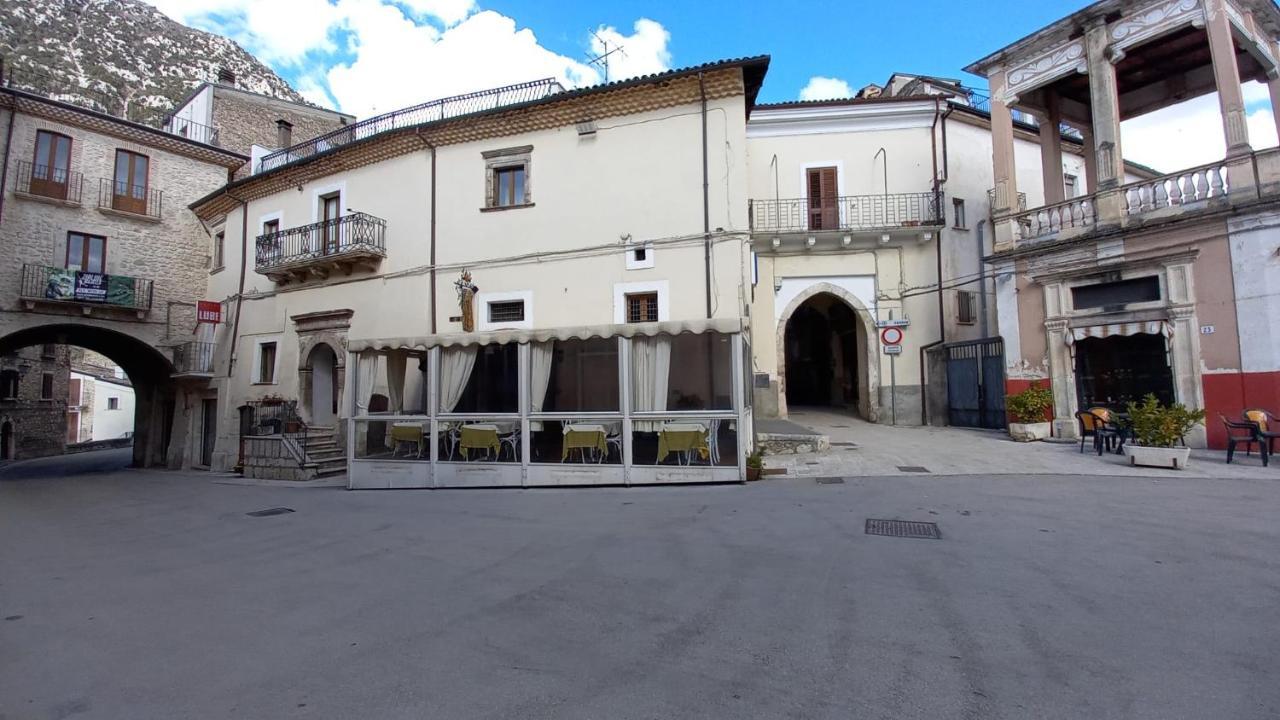 Alloggi Piazza Umberto Primo Pacentro Zewnętrze zdjęcie